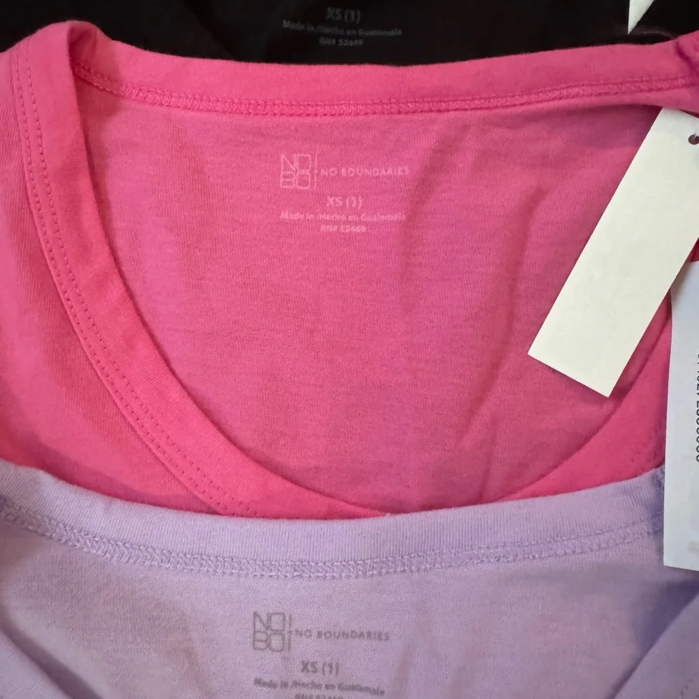 No boundaries t-shirts NWT - Picture 2 of 2